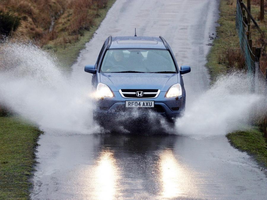 Honda CR-V 2001 года  (UK) (фото 15 из 29)
